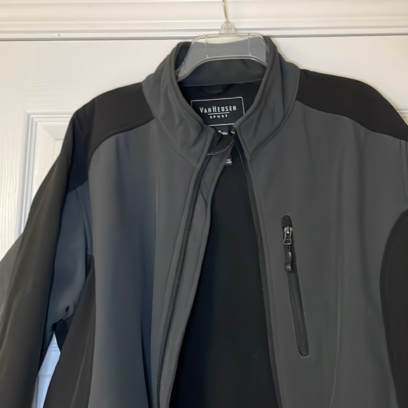 Van Heusen Sport Jacket - Picture 2 of 5
